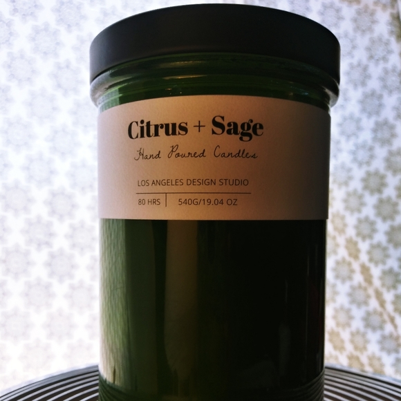 EAST WEST ARTISAN SCENTED CANDLE CITRUS + SAGE 80 HRS _ 19.04 OZ - Picture 3 of 5
